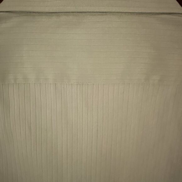 Arrow long sleeved button down shirt satin green twill “I love that for you” XL - Picture 6 of 11